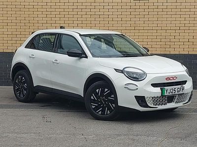 Special pastel white New 2025 Fiat 600 Red Hatchback | £21,998 (Fair price)