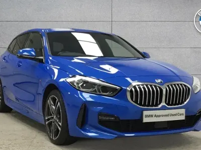 Używany BMW 118 M Sport 134 KM (98 kW) 2023 Niebieski Hatchback