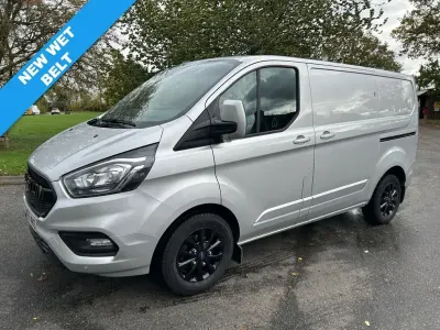 Used Ford Transit Custom Limited 130 HP (95 kW) 2020 Silver Van