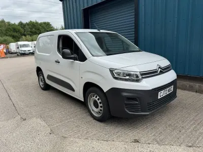 Used Citroën Berlingo 100 HP (73 kW) 2023 White MPV