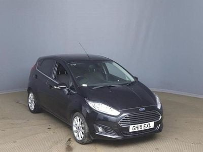 Used Ford Fiesta Titanium 100 HP (73 kW) 2015 Black Hatchback