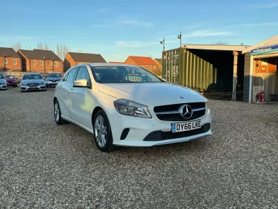 Used Mercedes A180 2016 White Hatchback