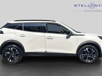 Used Peugeot 2008 Allure+ 100 HP (73 kW) 2022 White SUV