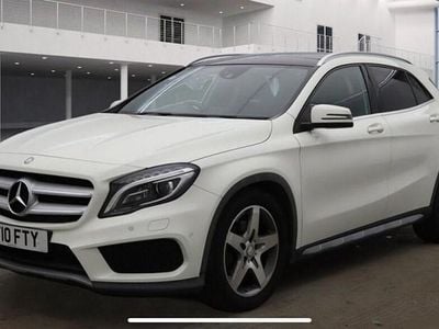 Mercedes GLA220