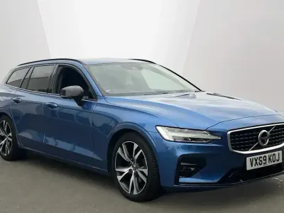 Usado Volvo V60 R-Design 188 CV (138 kW) 2019 Azul Familiar