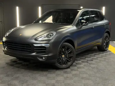 Używany Porsche Cayenne Platinum Edition 2017 Czarny SUV