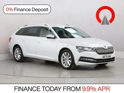 Usado Skoda Superb SE Technology 218 HP (160 kW) 2021 Branco Carrinha