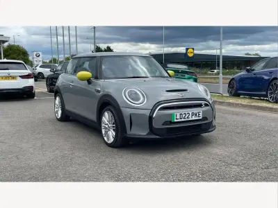 Usado Mini Cooper S Level 2 135 kW (184 HP) 2022 Cinzento Citadino