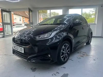 Used Toyota Yaris Design 116 HP (85 kW) 2022 Black Hatchback