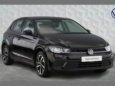 Used VW Polo Life 95 HP (69 kW) 2024 Black Hatchback