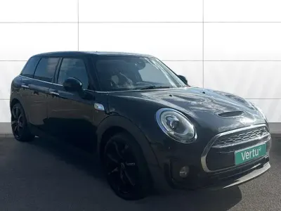 Begagnad Mini Cooper Clubman 192 HK (141 kW) 2018 Svart Kombi