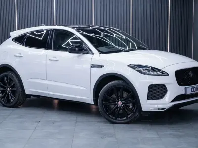 Usado Jaguar E-Pace R-Dynamic 249 HP (183 kW) 2018 Branco SUV