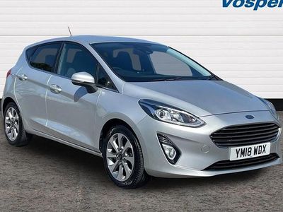 Usado Ford Fiesta Zetec 84 HP (61 kW) 2018 Prateado Citadino