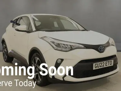 Used Toyota C-HR Design 122 HP (89 kW) 2022 White SUV