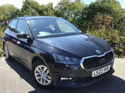 Used Skoda Fabia Comfort 70 HP (51 kW) 2023 Black magic pearl effect Hatchback