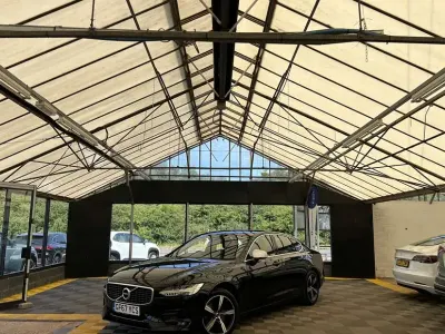 Used Volvo S90 R-Design 190 HP (139 kW) 2018 Onyx black Sedan