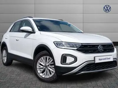 Usado VW T-Roc Life 110 HP (80 kW) 2022 Branco SUV