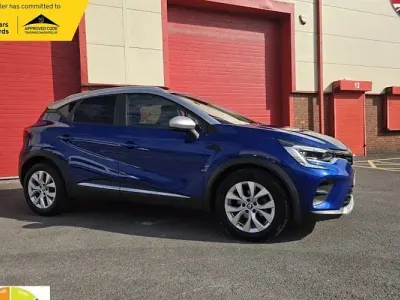 Used Renault Captur Iconic 131 HP (96 kW) 2020 Blue SUV