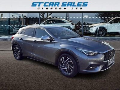 Used Infiniti Q30 Premium 109 HP (80 kW) 2017 Grey Hatchback