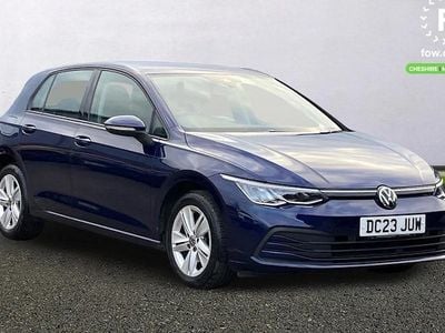 Used VW Golf VIII Life 150 HP (110 kW) 2023 Blue Hatchback