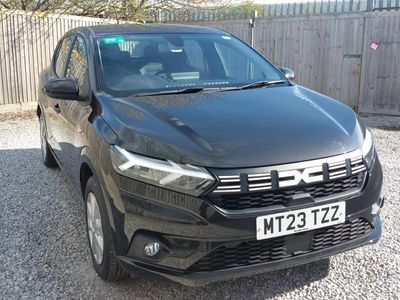 Begagnad Dacia Sandero Expression 91 HK (66 kW) 2023 Svart Halvkombi
