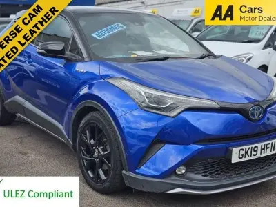 Second-hand Toyota C-HR 122 CP (89 kW) 2019 Albastru SUV