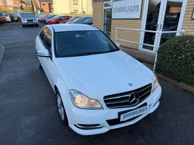 Begagnad Mercedes C180 Executive 2013 Vit Sedan