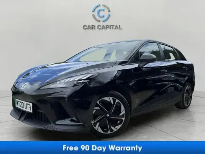 Usado MG MG4 EV SE 2023 Preto Citadino