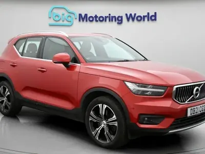 Used Volvo XC40 Inscription 262 HP (192 kW) 2021 Red SUV