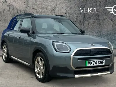Usado Mini Countryman Exclusive 150 kW (204 CV) 2024 Verde SUV