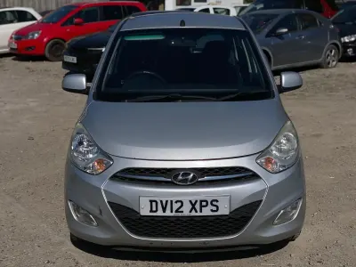 Used Hyundai i10 Active 86 HP (63 kW) 2012 Silver Hatchback