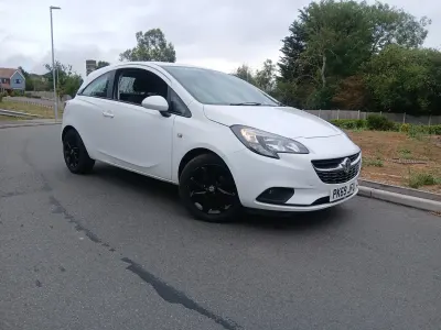 Used Vauxhall Corsa 75 HP (55 kW) 2019 White Hatchback