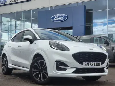 Używany Ford Puma ST-Line 125 KM (91 kW) 2023 Biały SUV