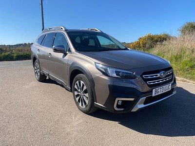 Used Subaru Outback 169 HP (124 kW) 2023 Gold SUV