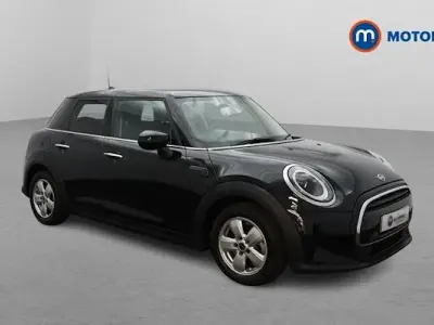 Used Mini Cooper Classic 136 HP (100 kW) 2022 Black Hatchback