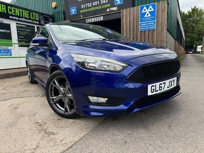 Usado Ford Focus ST-Line X 182 HP (133 kW) 2018 Azul Citadino