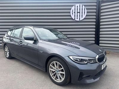 BMW 330e
