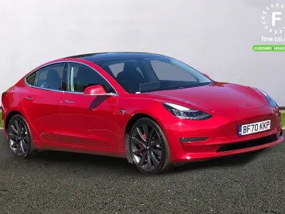 Używany Tesla Model 3 Performance 82 kW (112 KM) 2020 Czerwony Sedan/Limuzyna