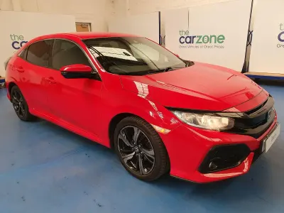 Used Honda Civic SR 129 HP (94 kW) 2017 Red Hatchback