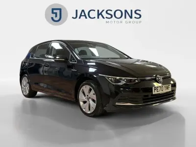 Second-hand VW Golf VII Style 150 CP (110 kW) 2020 Negru Hatchback