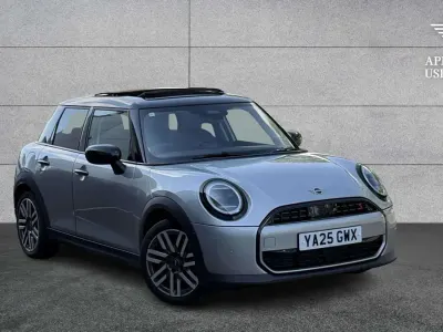 Gebraucht Mini Cooper S Hatch 201 PS (147 kW) 2025 Silber Kleinwagen