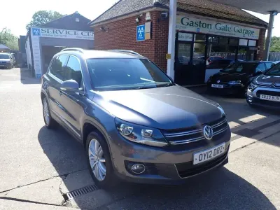 Używany VW Tiguan Sport 170 KM (125 kW) 2012 Szary SUV