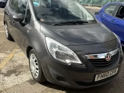 Używany Vauxhall Meriva 100 KM (73 kW) 2011 Szary Minivan