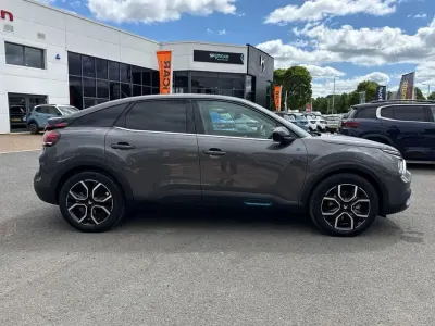 Używany Citroën e-C4 Shine 100 kW (136 KM) 2023 Szary Hatchback