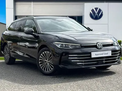 New VW Passat Elegance 204 HP (150 kW) 2026 Black Estate