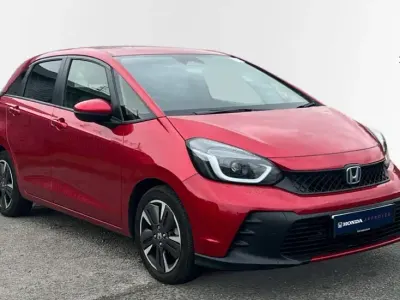 Used Honda Jazz Advance 122 HP (89 kW) 2025 Premium plus paint  crystal red Hatchback