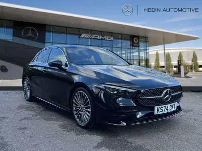 Käytetty Mercedes A200 AMG Line Premium Plus 163 HP (119 kW) 2024 Musta Sedan