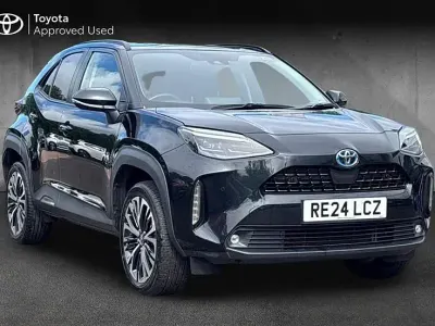 Used Toyota Yaris Cross 116 HP (85 kW) 2024 Black SUV