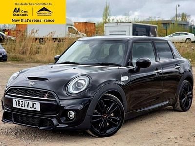 Used Mini Cooper S Hatch 192 HP (141 kW) 2021 Black Hatchback