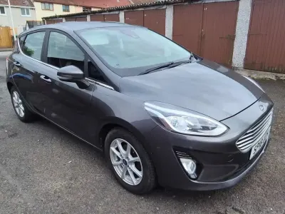 Used Ford Fiesta Zetec 85 HP (62 kW) 2018 Grey Hatchback